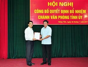 Công bố quyết định bổ nhiệm Chánh Văn phòng Tỉnh ủy